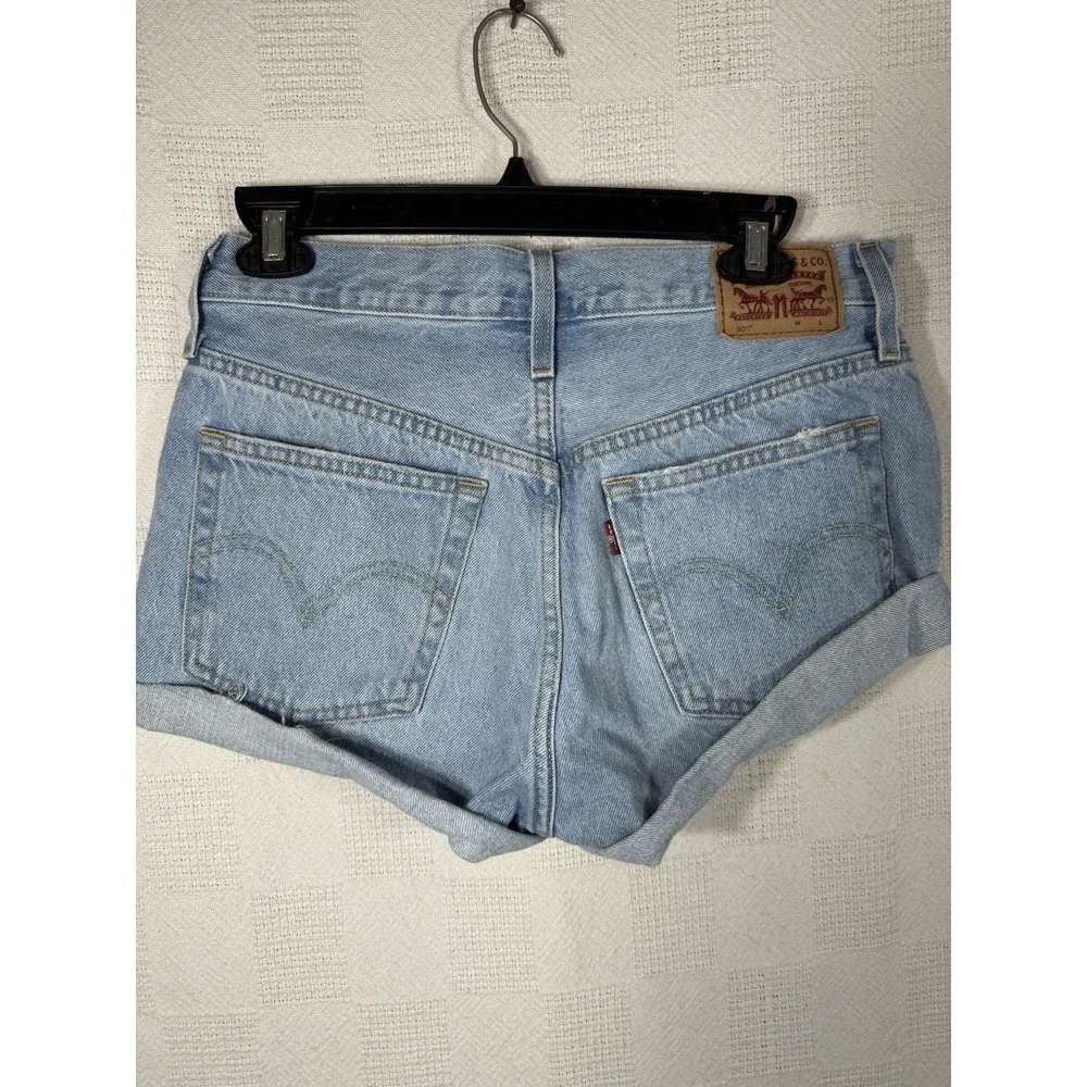 Levis small spot